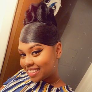 Meet your Posher, Destini